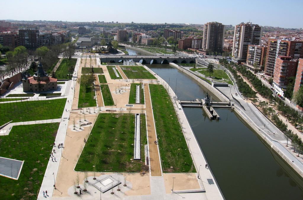Piramides 2 Apartment Madrid Exterior photo